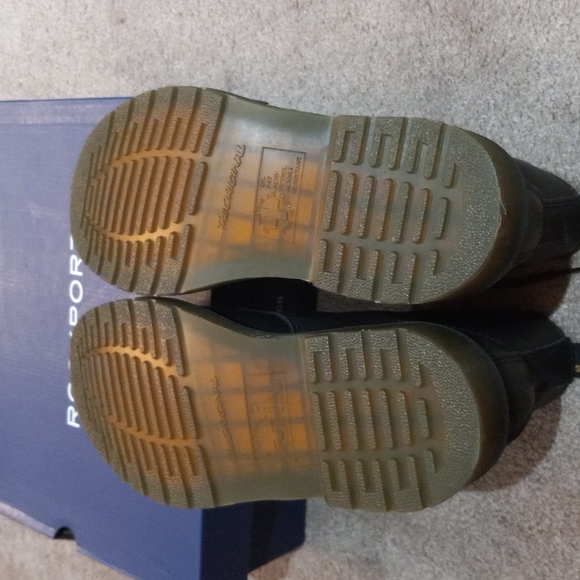 Dr Marten 1460 - Picture 4 of 10